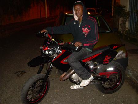isma en mode bad boy ok lamentin repr&eacute;sente